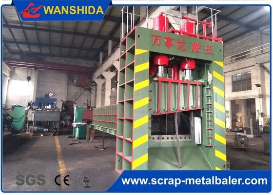 Ağır çelik hurda işleme için 154kW Gantry Shear Machine 630 Ton Kesme Gücü ile